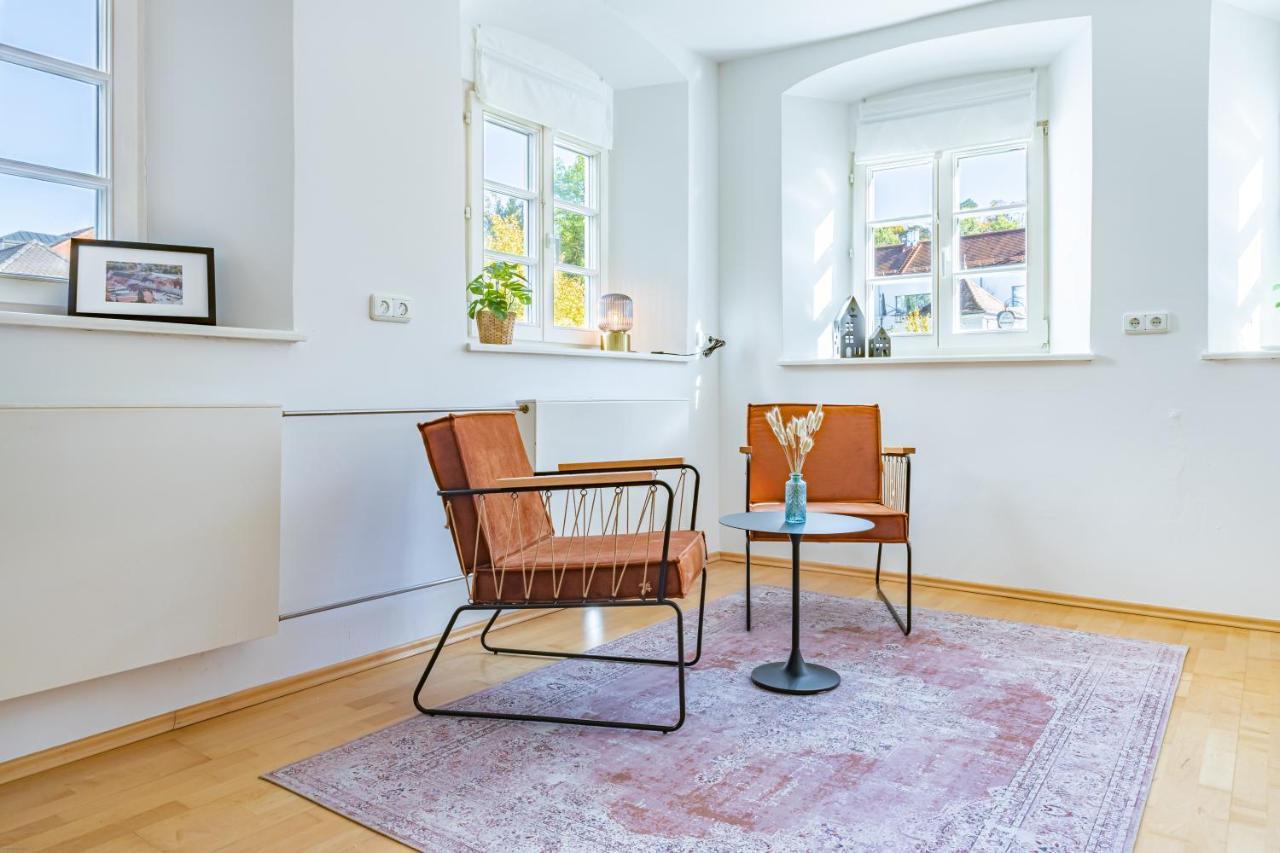 Auszeit In Der Altstadt Apartment ลันด์สแบร์กอัมเลคช์ ภายนอก รูปภาพ