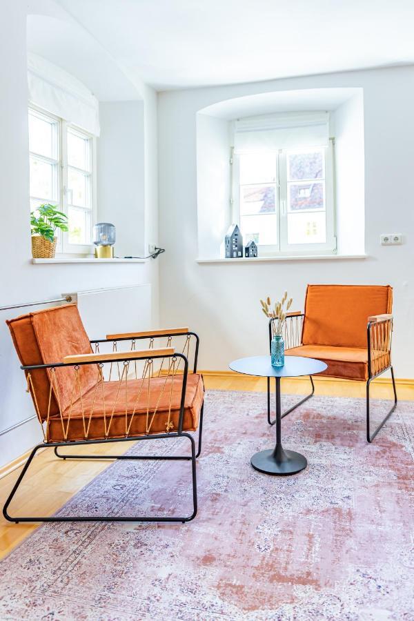 Auszeit In Der Altstadt Apartment ลันด์สแบร์กอัมเลคช์ ภายนอก รูปภาพ