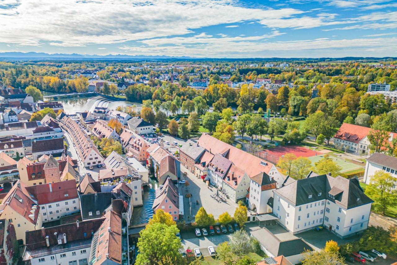 Auszeit In Der Altstadt Apartment ลันด์สแบร์กอัมเลคช์ ภายนอก รูปภาพ