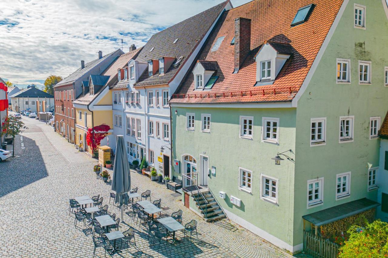 Auszeit In Der Altstadt Apartment ลันด์สแบร์กอัมเลคช์ ภายนอก รูปภาพ